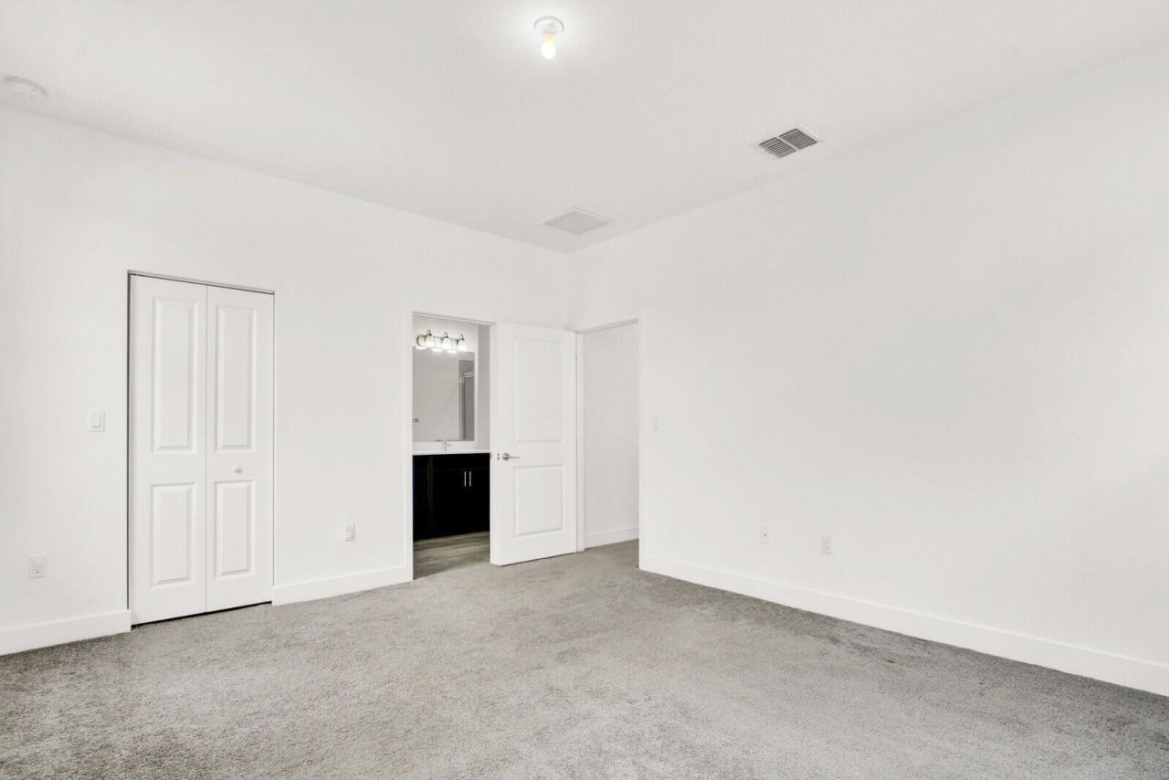 4008 Sequoia Place, Riviera Beach, FL 33410 Photo