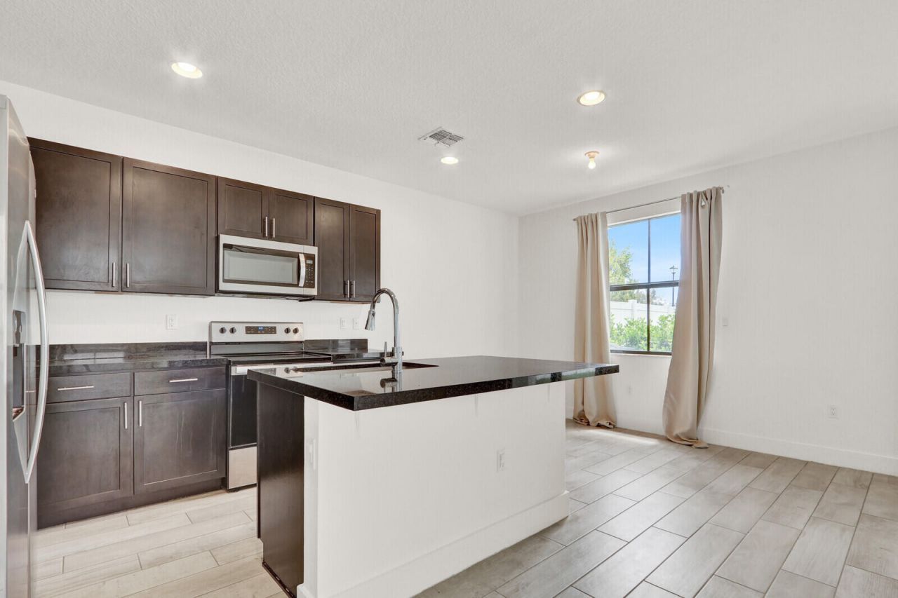 4008 Sequoia Place, Riviera Beach, FL 33410 Photo