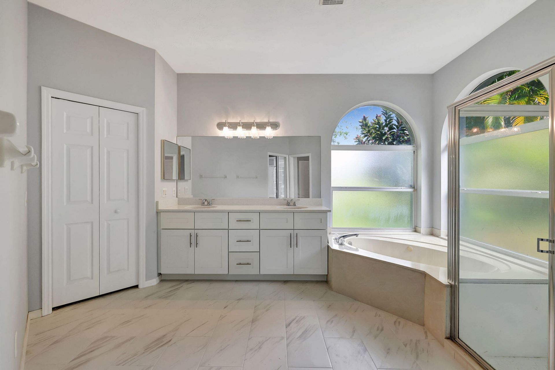 2704 SE Eagle Drive, Port Saint Lucie, FL 34984 Photo