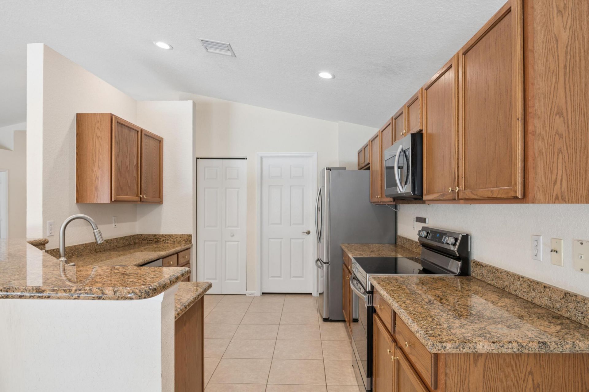 5330 Vernio Lane, Boynton Beach, FL 33437 Photo
