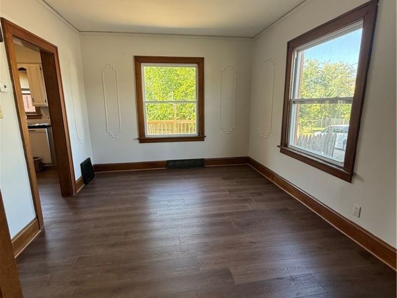 383 E Tallmadge Avenue , Akron, OH 44310 Photo 9
