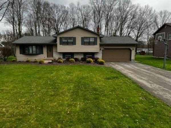 6779 Colleen Drive , Boardman, OH 44512