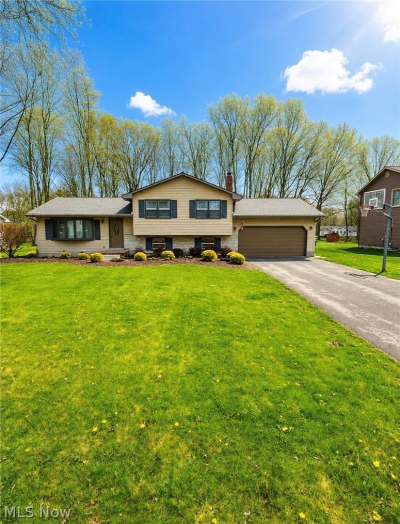 6779 Colleen Drive , Boardman, OH 44512 Main Photo