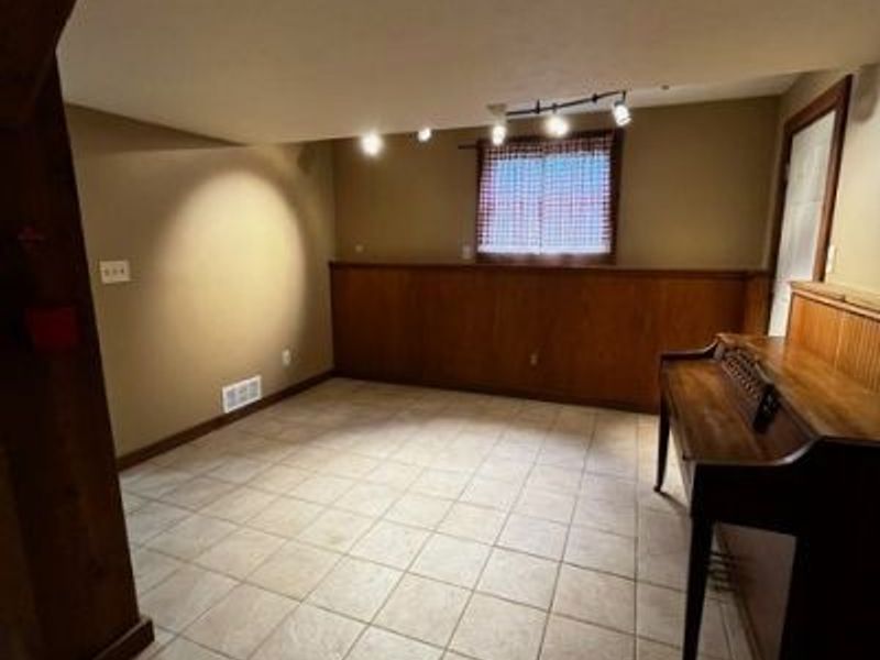 6779 Colleen Drive , Boardman, OH 44512 Photo 17
