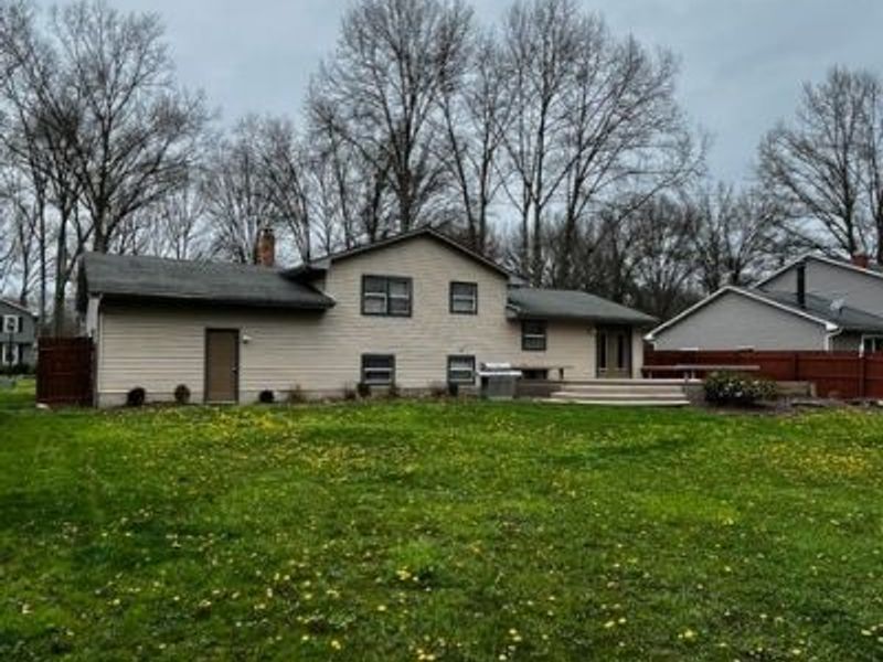 6779 Colleen Drive , Boardman, OH 44512 Photo 2