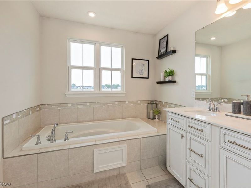 36615 Gladstone Mill Drive, North Ridgeville, OH 44039 Photo 23
