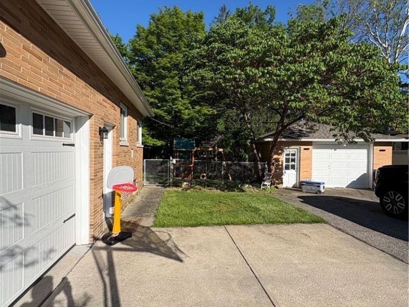 5646 Onaway Oval, Parma, OH 44130 Photo 5