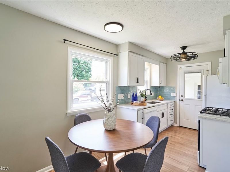 4340 W 189th Street , Cleveland, OH 44135 Photo 6