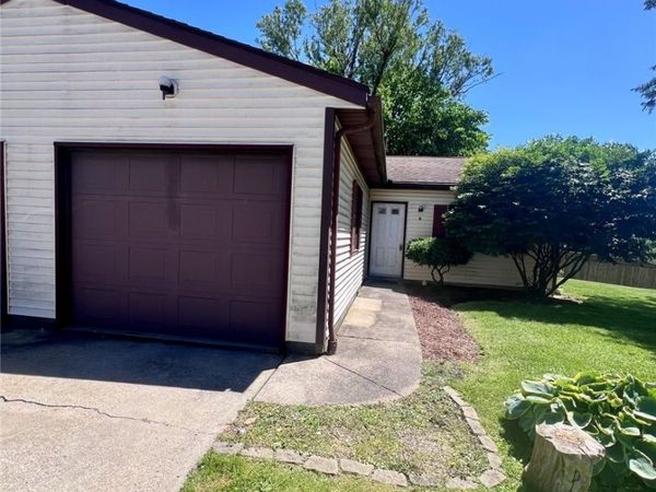 122 Royal Crest Drive , Unit G, Seville, OH 44273