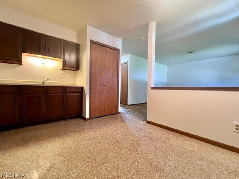 122 Royal Crest Drive, Unit G, Seville, OH 44273 Photo 6
