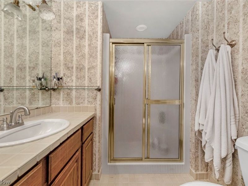 377 Lake Park Drive, Bay Village, OH 44140 Photo 35