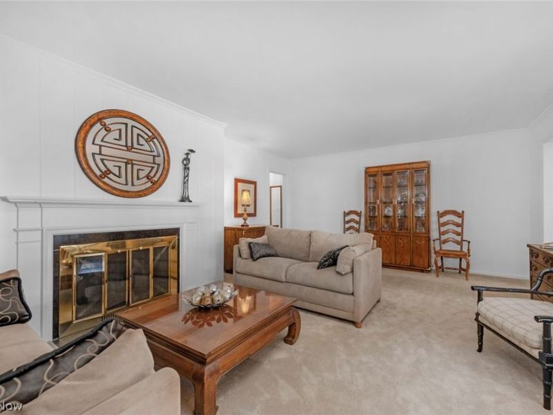 377 Lake Park Drive, Bay Village, OH 44140 Photo 8