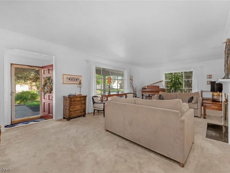 377 Lake Park Drive, Bay Village, OH 44140 Photo 9