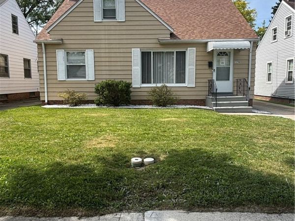 12708 Maple Leaf Drive , Garfield Heights, OH 44125