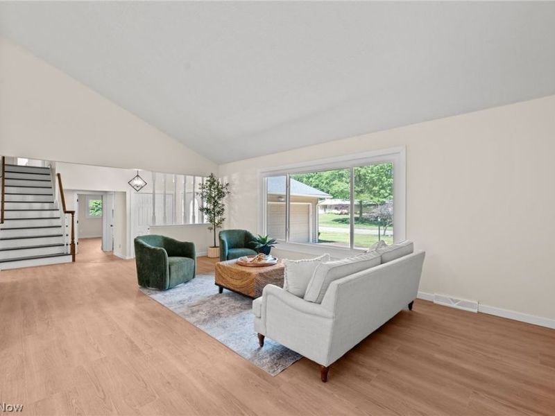 6704 Cheryl Ann Drive , Seven Hills, OH 44131 Photo 6