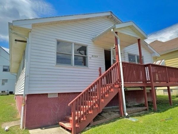 2117 Gould Avenue, Clarksburg, WV 26301
