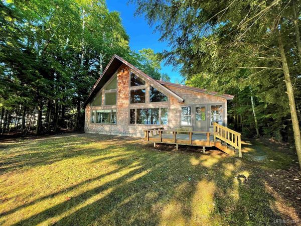 235 N Sunset Beach Drive, Thompson Twp, MI 49854