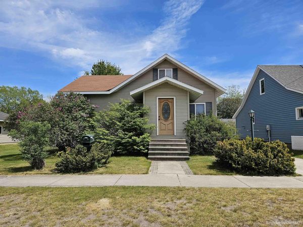 124 N First Street, Manistique, MI 49854