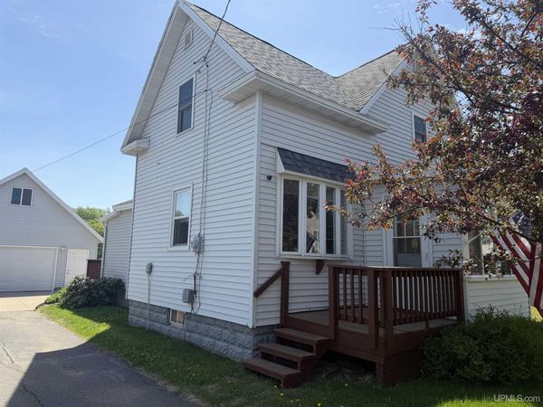 145 Silver Street, Ishpeming Twp, MI 49849