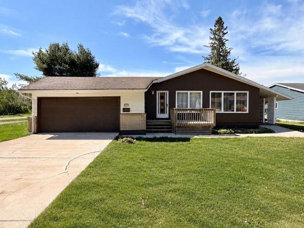 780 White Avenue, Ishpeming, MI 49849