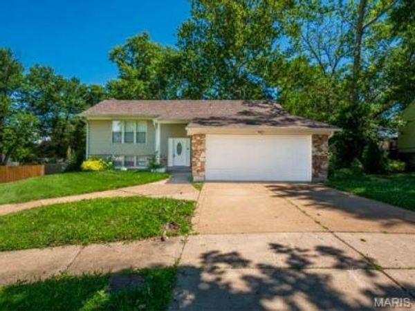 12258 Trailoaks Court , Black Jack, MO 63033