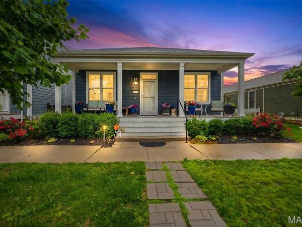 3308 Camp Street, St Charles, MO 63301