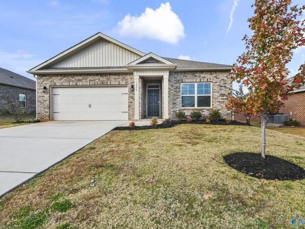 14279 Leadenhall Lane, Athens, AL 35613