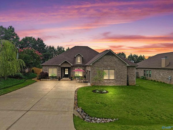 27545 Carrington Court, Athens, AL 35613