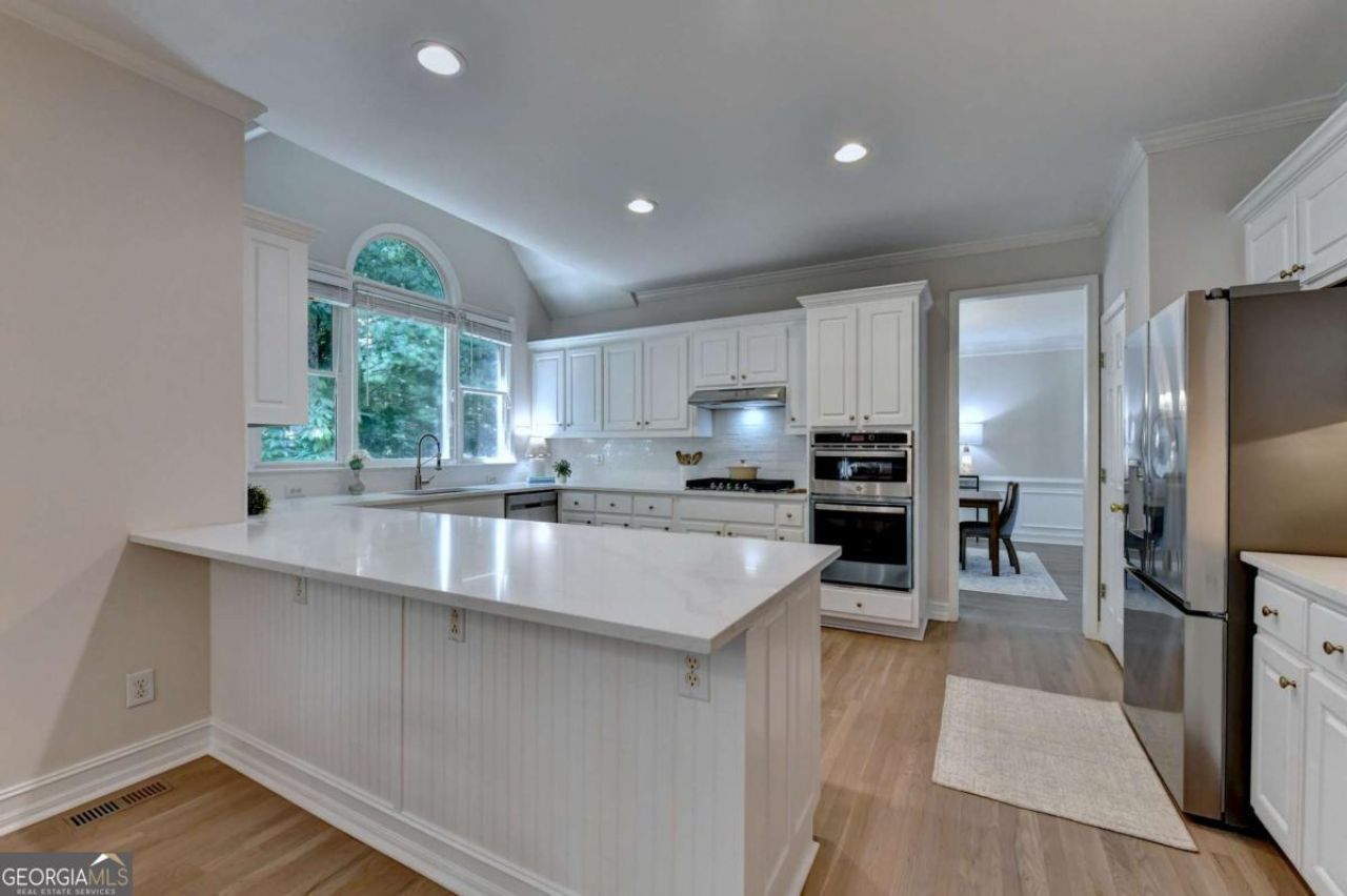 6416 Oakleigh Place, Alpharetta, GA 30005 Main Photo