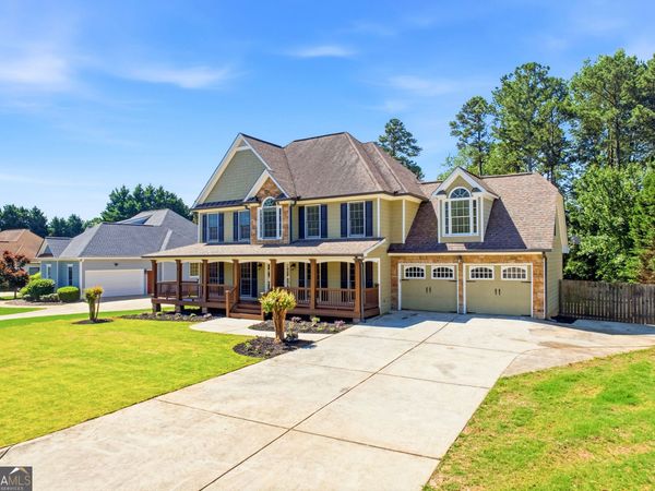 125 W Chestnut Way, Dallas, GA 30132