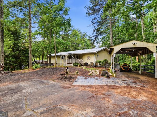 2518 Henderson Mountain Road, Jasper, GA 30143