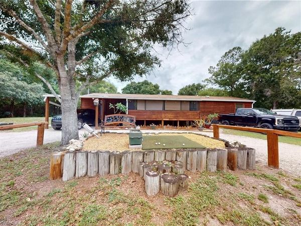 17021 Shelby LN, NORTH FORT MYERS, FL 33917