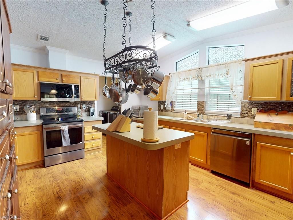 17021 Shelby Ln, North Fort Myers, FL 33917 Photo