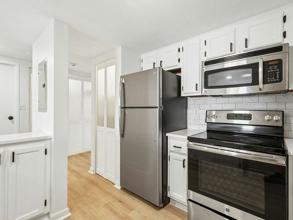 585 Revere Beach Pkwy, Unit 509, Revere, MA 02151