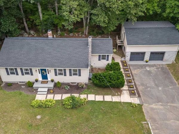 822 Hardwick Rd, Hardwick, MA 01031
