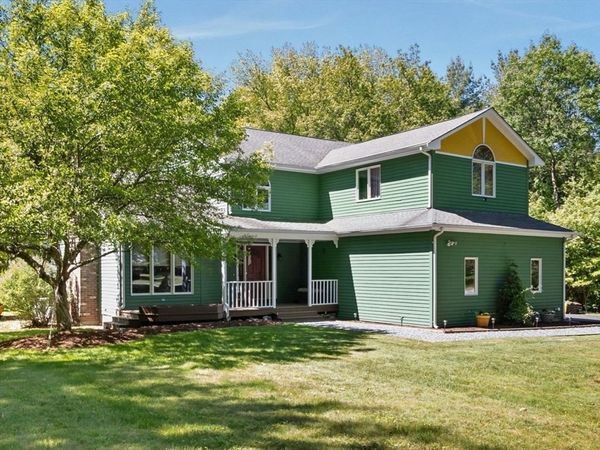 1835 Oak Grove Drive, Dighton, MA 02764