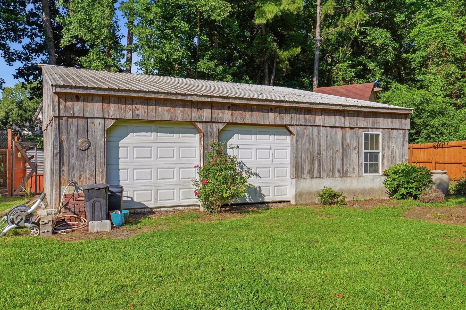 204 Oxford Way Photo 26