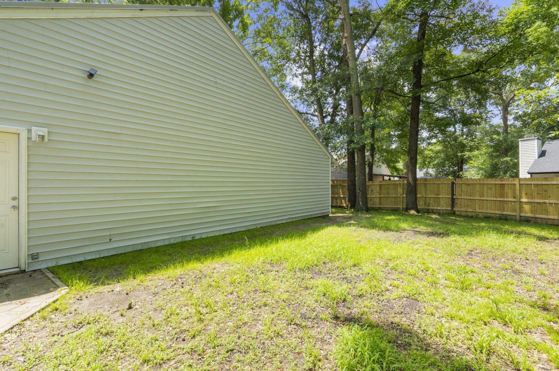 332 Macgregor Drive Photo 27