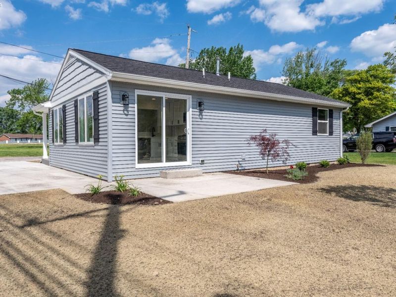 21 N Shawnee Drive, Port Clinton, OH 43452 Photo 13