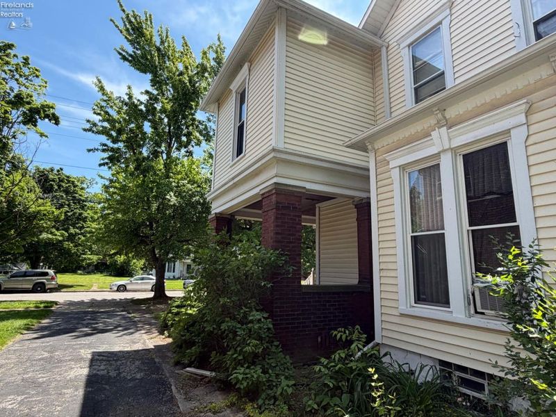 803 W Adams Street, Sandusky, OH 44870 Photo 4
