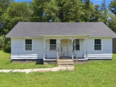 5854 E Main Street, Bailey, NC 27807