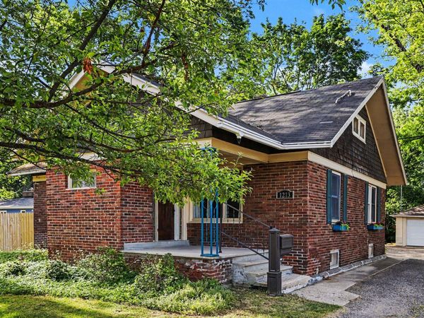 1213 Whites Road, Kalamazoo, MI 49008