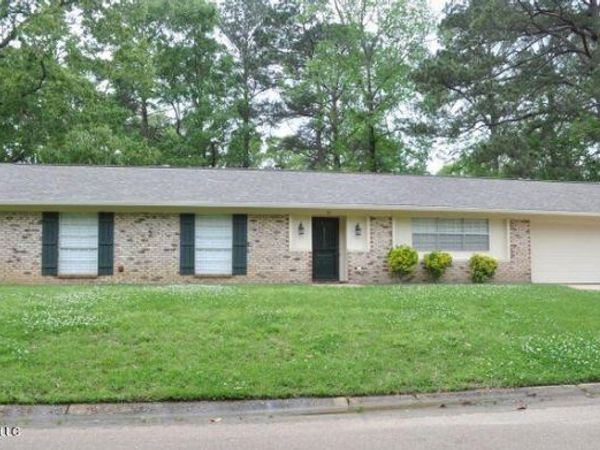 31 Pebble Hill Drive, Brandon, MS 39042