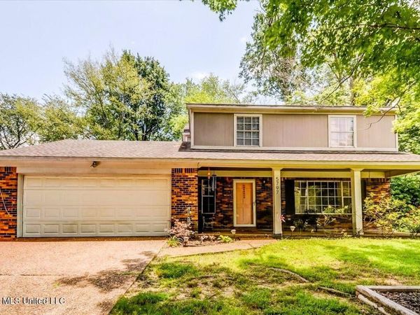 5797 Redbud Cove, Horn Lake, MS 38637