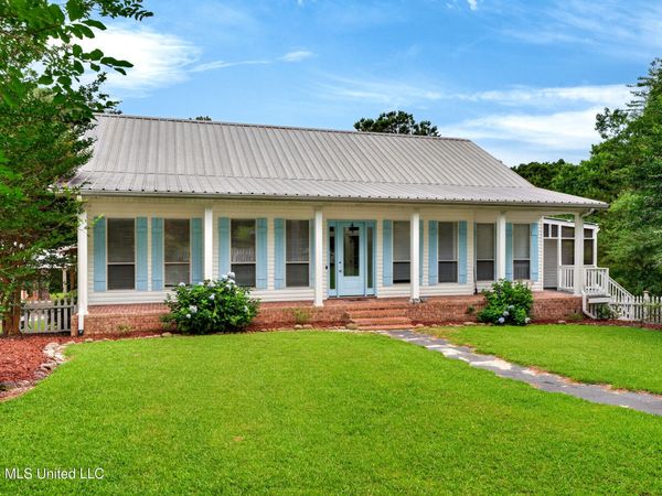 219 Pop Hill Road, Poplarville, MS 39470