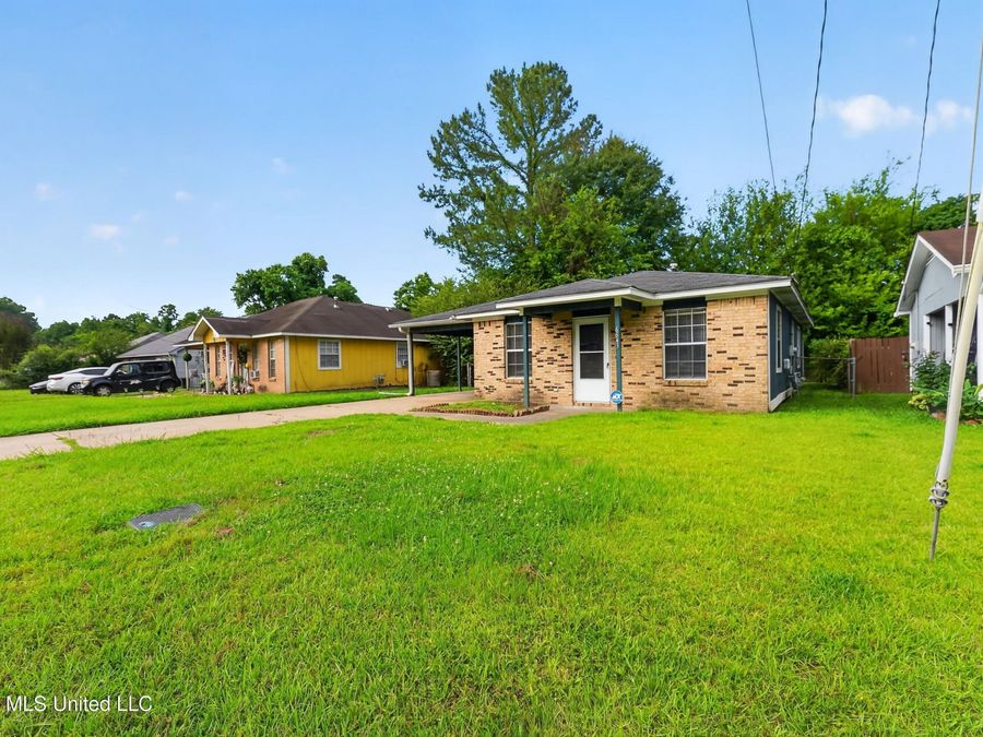 Property Image 4