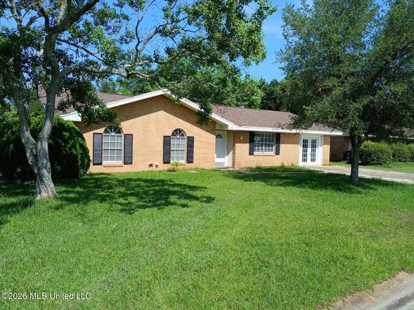 611 Franklin Avenue, Gulfport, MS 39503