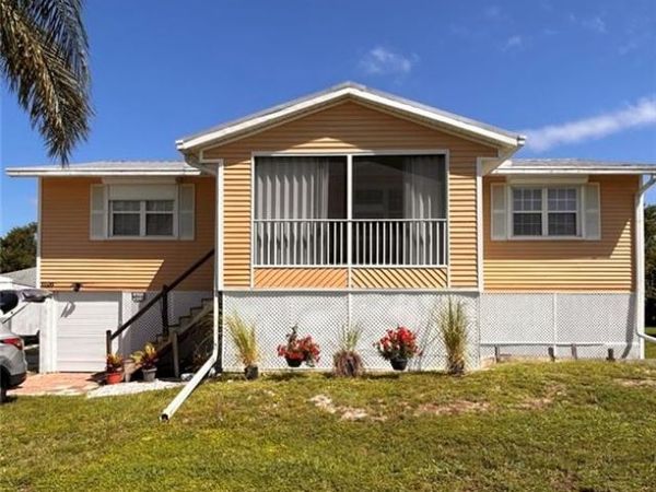 8093 Anhinga RD , FORT MYERS, FL 33967