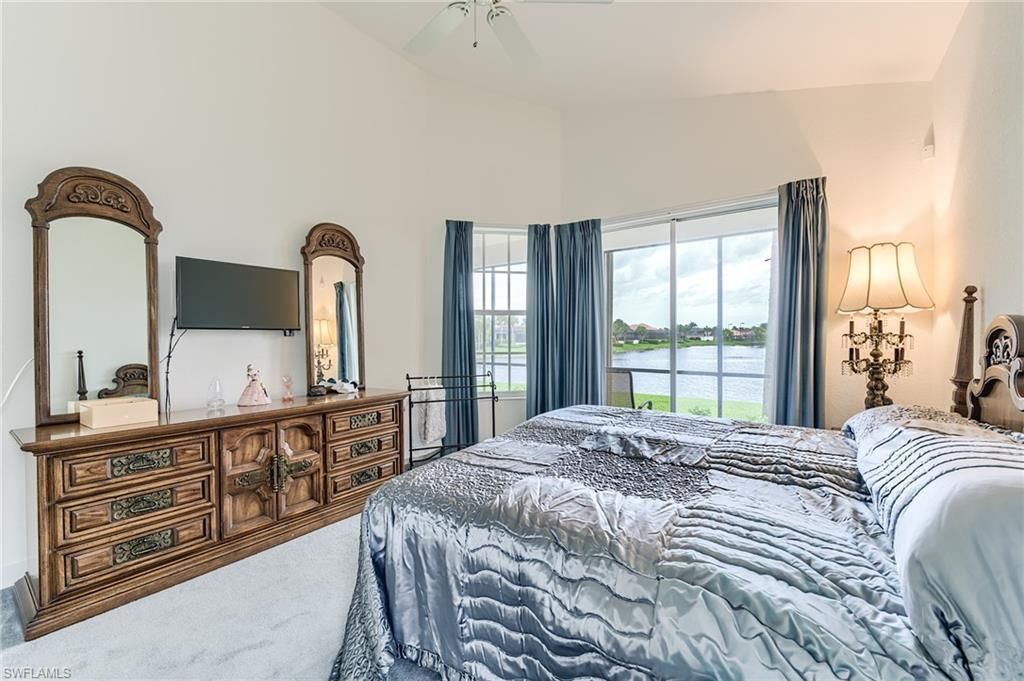 8864 New Castle Dr, Fort Myers, FL 33908 Photo