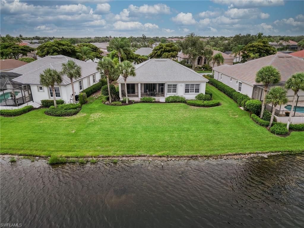 8864 New Castle Dr, Fort Myers, FL 33908 Photo